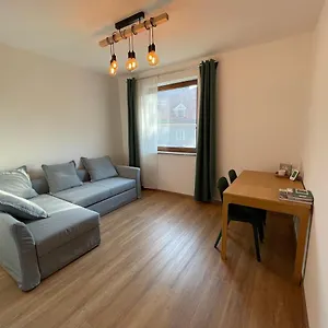 Zentrum & Parkmoeglichkeit Apartman
